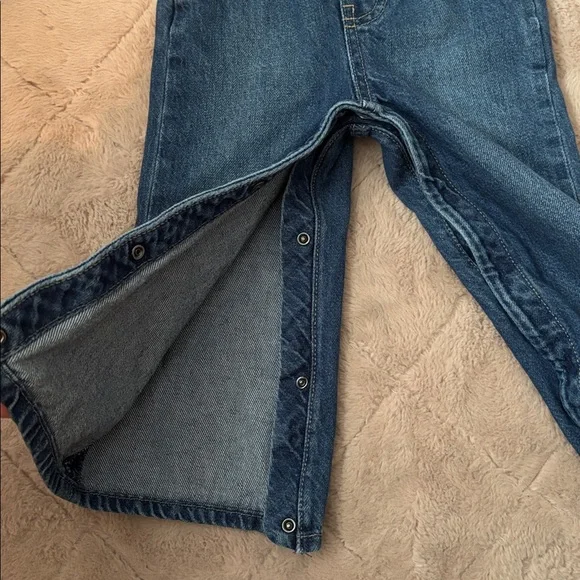 GAP Toddler Overalls - Picture 4 of 6